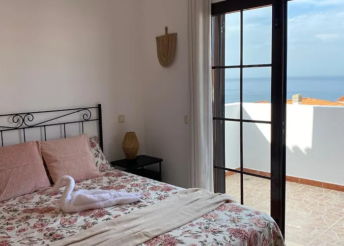 Vivienda Con Vistas Al Mar, Cerca De La Playa Y 3 Bedrooms