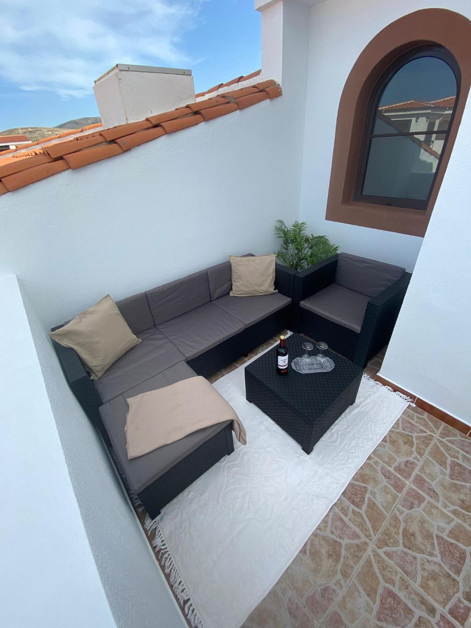 Apartment Vivienda Con Vistas Al Mar, Cerca De La Playa Y 3 Bedrooms *